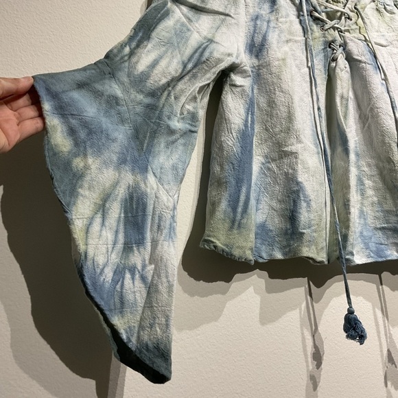 Moon River Crop Top Tie Dye Shirt Size L Slouchy- String Boho Flared Sleeve - Picture 7 of 7